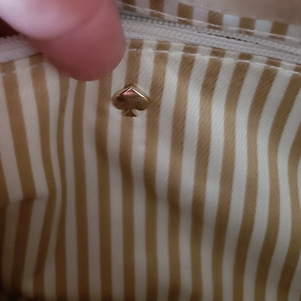 Kate Spade Cobble Hill Mini Carlson Nude Beige - Picture 4 of 5